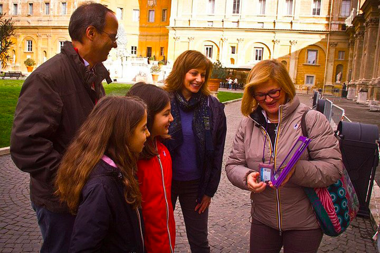 Read more about the article Tour del Vaticano per famiglie