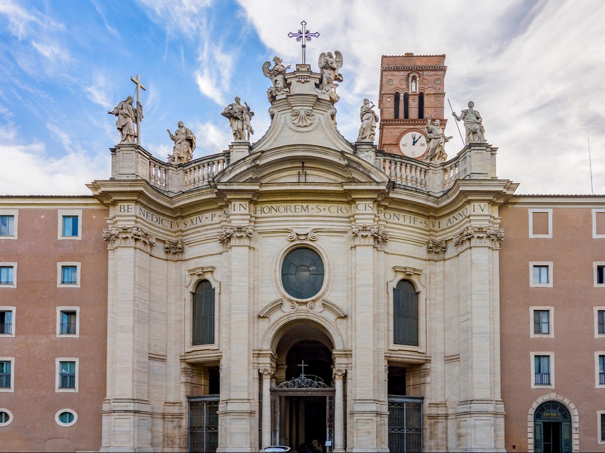 Read more about the article Christian Relics Private Tour in Rome