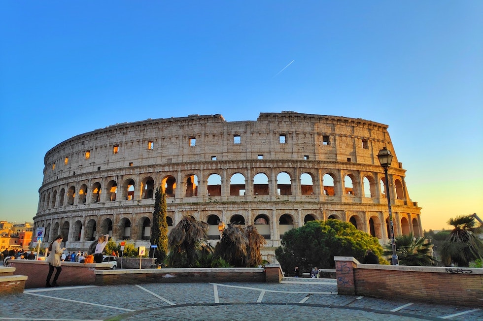 Read more about the article Did you know the Colosseum was built over an artificial lake?