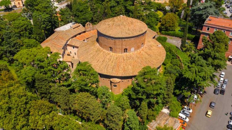 Read more about the article Discover the Church of Saint Stefano Rotondo: one of the oldest in Rome