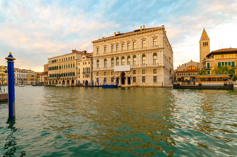 Read more about the article Palazzo Grassi: a window to contemporary Art in Venice