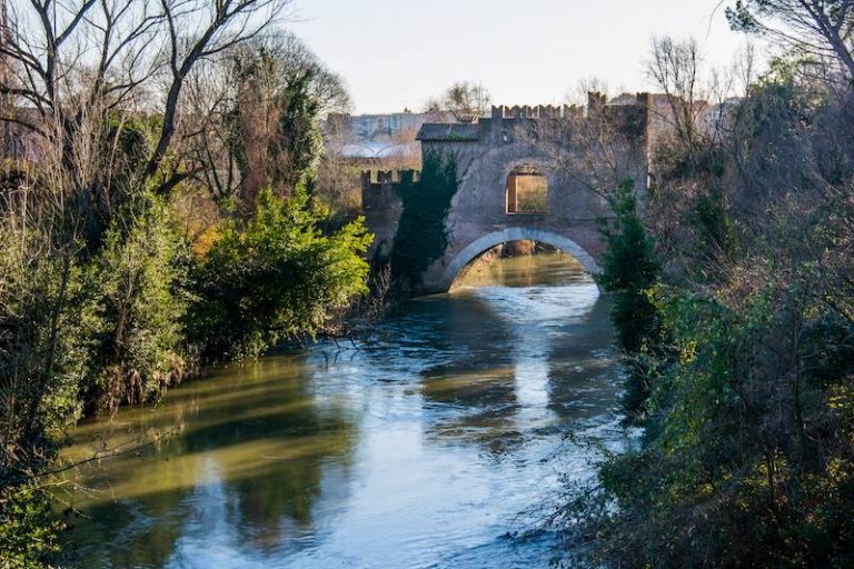 Read more about the article Ponte Nomentano, Rome’s Medieval Bridge: an Hidden Treasure