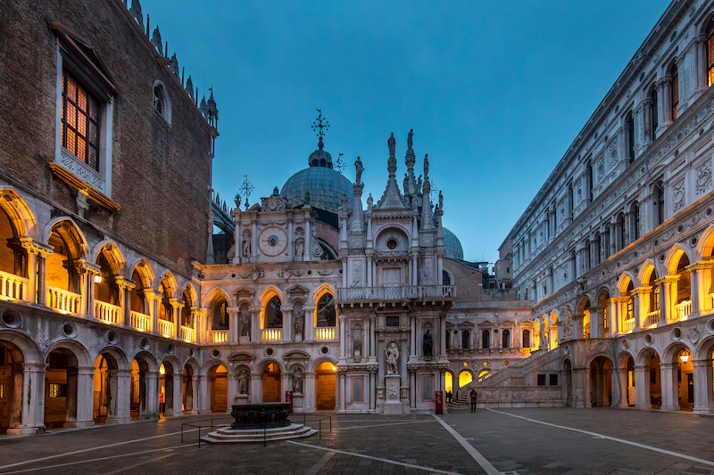 venice night tours