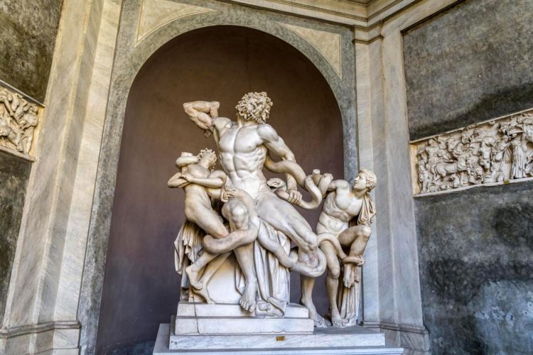 statue of laocoon and sons